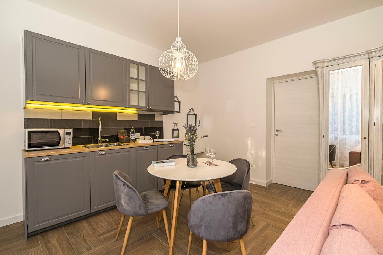 Studio Apartments Marcel Split Zewnętrze zdjęcie