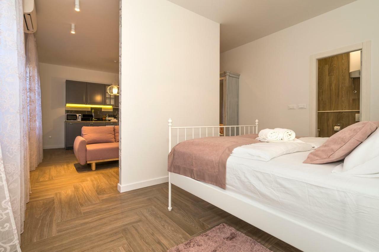 Studio Apartments Marcel Split Zewnętrze zdjęcie